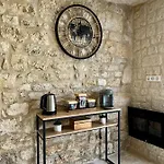 Privative Jacuzzi Sauna De La Del Castagnol Casa de hóspedes Saint-Nexans