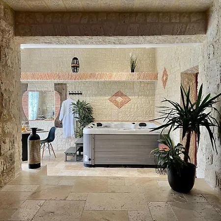 Privative Jacuzzi Sauna De La Del Castagnol Saint-Nexans