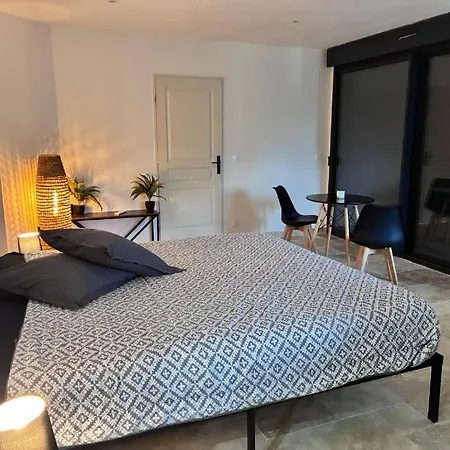 Casa de hóspedes Privative Jacuzzi Sauna De La Del Castagnol 4*