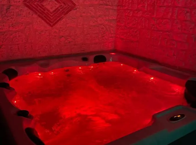 Vendégház Privative Jacuzzi Sauna De La Del Castagnol